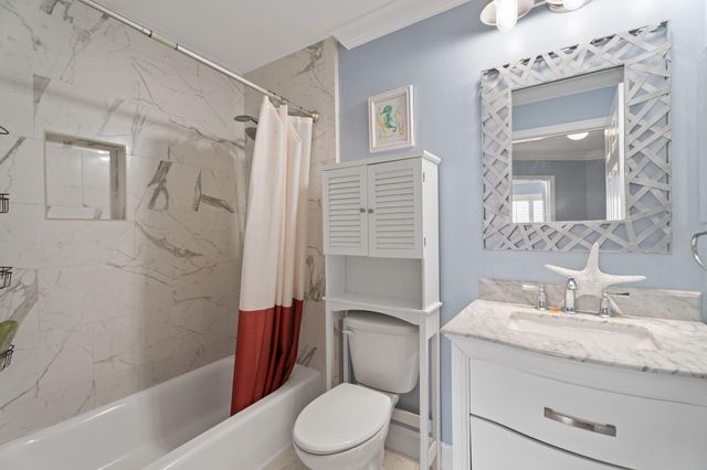 4620 SE Winter Haven Court, Stuart, FL 34997