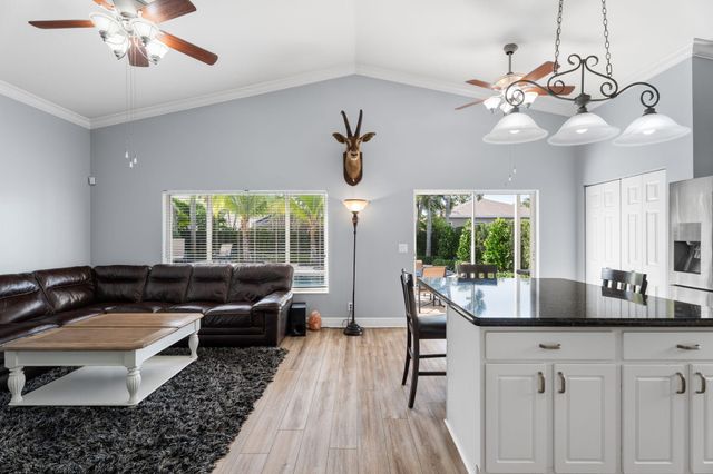 4620 SE Winter Haven Court, Stuart, FL 34997