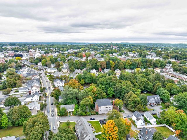10 Beacon St 103, Woburn, MA 01801