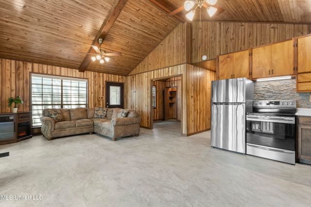 13005 Lamey Bridge Rd Road, D'iberville, MS 39540