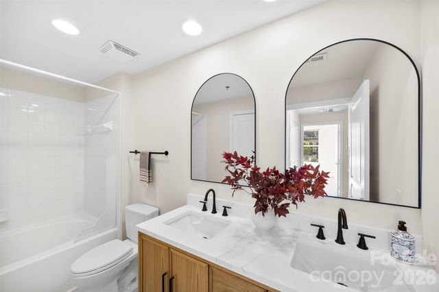 1315 East Boulevard 313, Charlotte, NC 28203