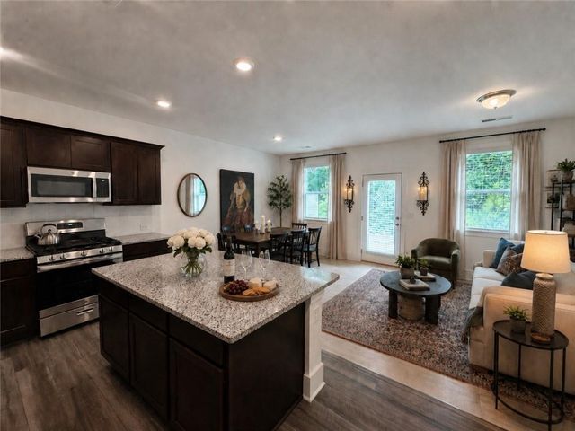 1682 Hannah Terrace NW, Atlanta, GA 30318