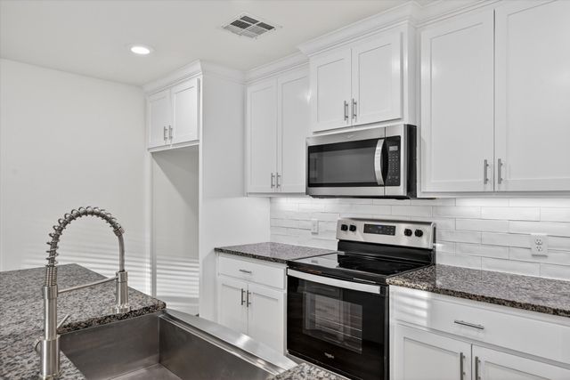 422 E Shepherd Street, Denison, TX 75021