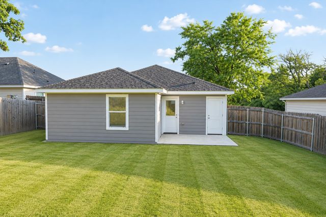 422 E Shepherd Street, Denison, TX 75021
