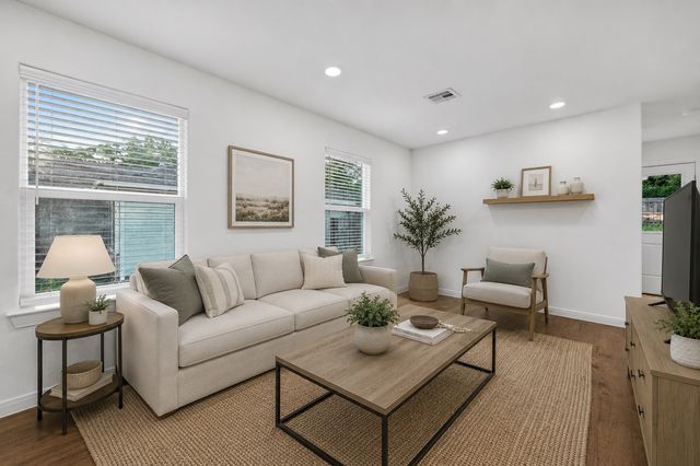 422 E Shepherd Street, Denison, TX 75021