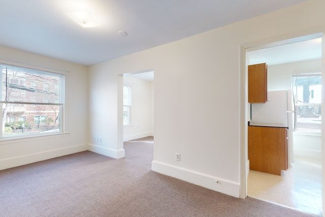 34 Crescent 1, Waltham, MA 02453