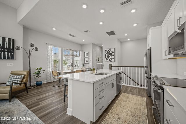 7440 LOGGERHEAD Court, Jacksonville, FL 32256