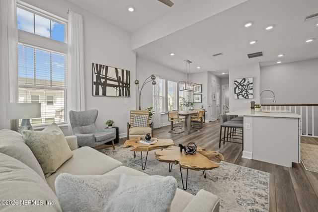 7440 LOGGERHEAD Court, Jacksonville, FL 32256