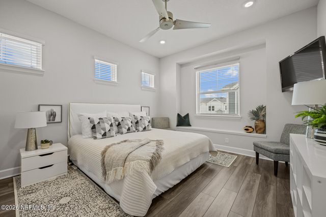 7440 LOGGERHEAD Court, Jacksonville, FL 32256