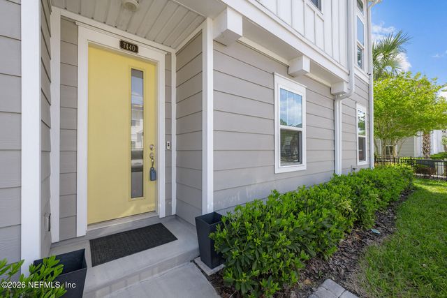 7440 LOGGERHEAD Court, Jacksonville, FL 32256
