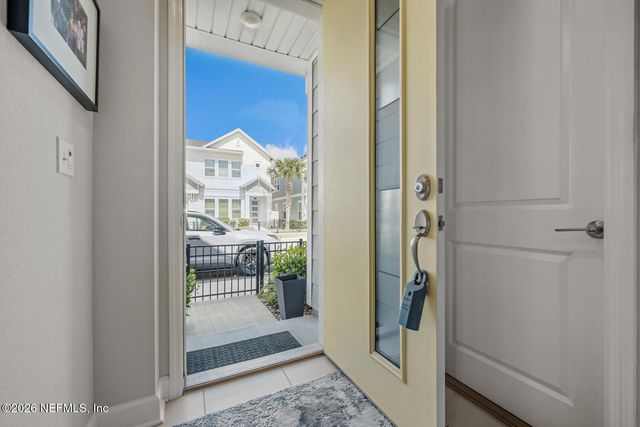 7440 LOGGERHEAD Court, Jacksonville, FL 32256