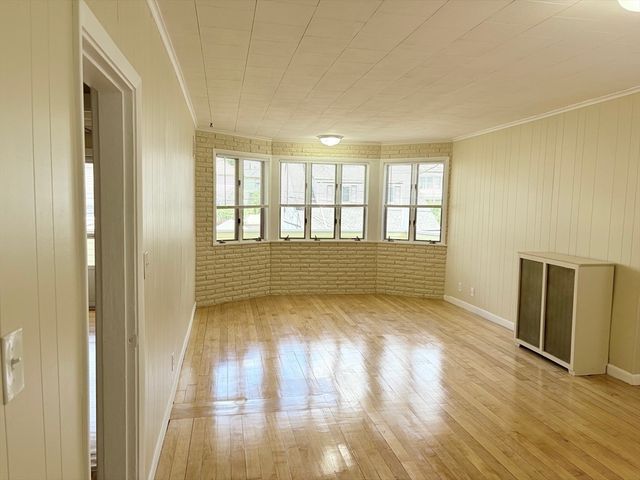 56-58 Stanley Ave 58, Medford, MA 02155