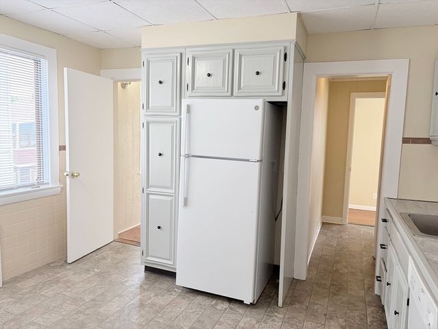 56-58 Stanley Ave 58, Medford, MA 02155