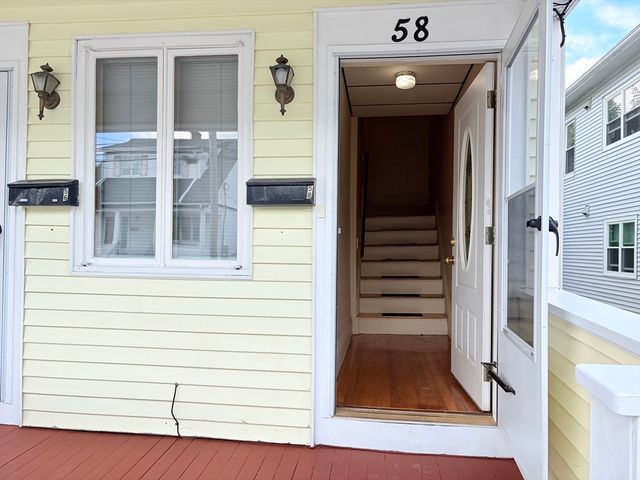56-58 Stanley Ave 58, Medford, MA 02155