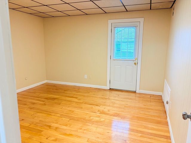 56-58 Stanley Ave 58, Medford, MA 02155