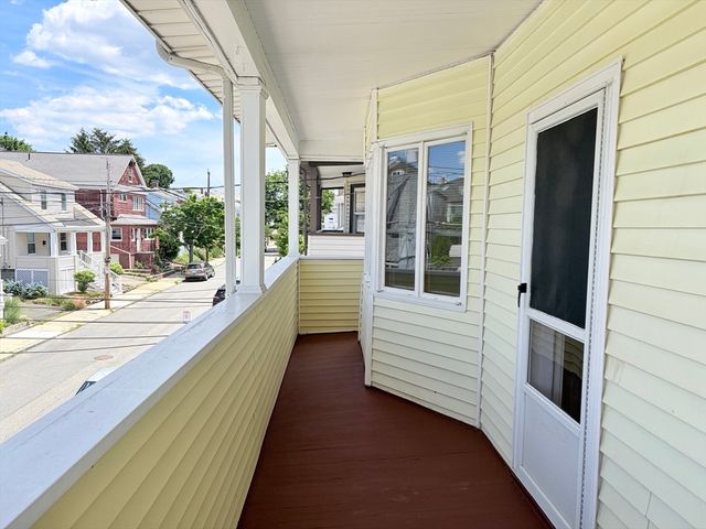 56-58 Stanley Ave 58, Medford, MA 02155