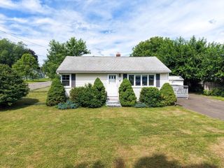 4 Cox Street, Chicopee, MA 01013