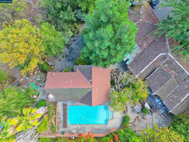 3160 Walnut Blvd, Walnut Creek, CA 94597