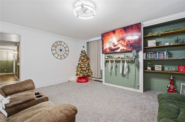 3815 Dillon Falls Road, Zanesville, OH 43701