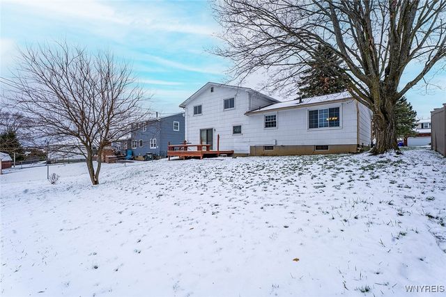 144 Windmill Road, West Seneca, NY 14218