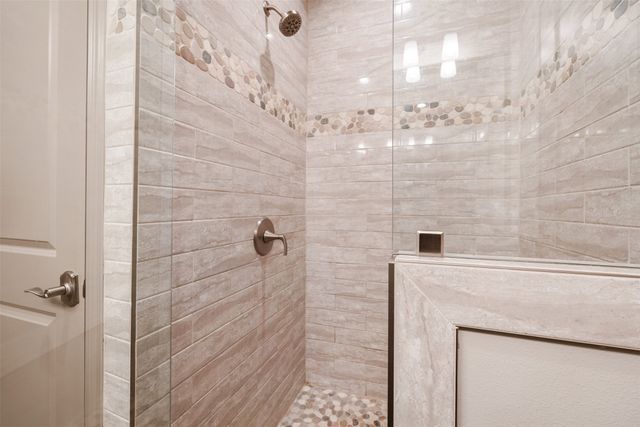 417 W Andrew Drive, Mabank, TX 75147