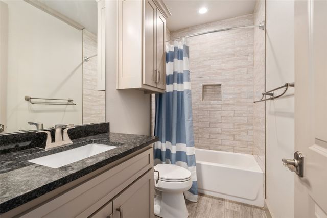 417 W Andrew Drive, Mabank, TX 75147