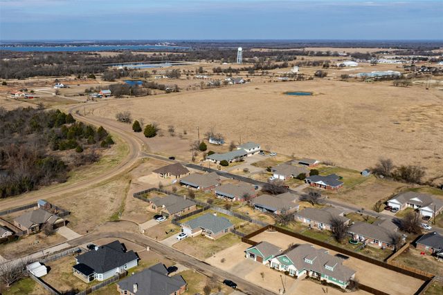 417 W Andrew Drive, Mabank, TX 75147