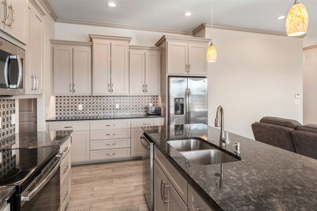 417 W Andrew Drive, Mabank, TX 75147