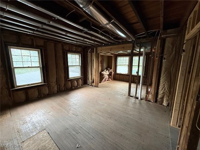 2243 Bellfield Avenue, Cleveland Heights, OH 44106