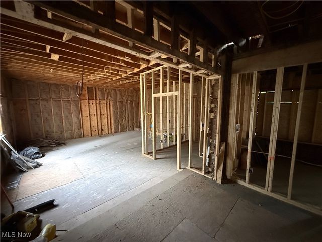 2243 Bellfield Avenue, Cleveland Heights, OH 44106