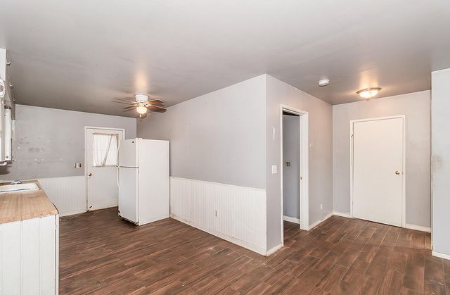 836 12th Street, Orange Cove, CA 93646