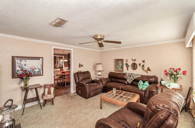 836 12th Street, Orange Cove, CA 93646