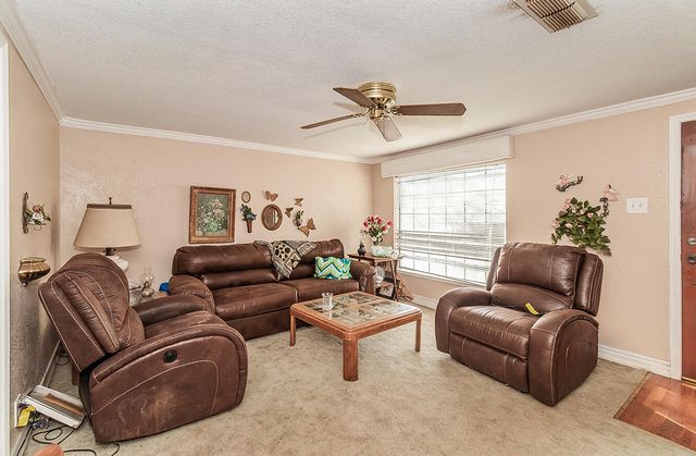 836 12th Street, Orange Cove, CA 93646