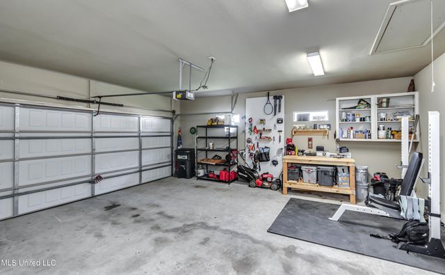 513 Willow Valley Circle, Brandon, MS 39047