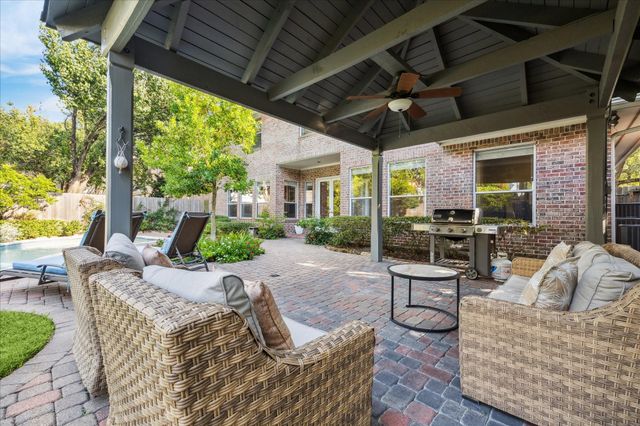 4812 Willow Street, Bellaire, TX 77401