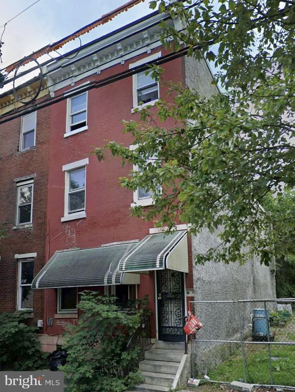 858 N 44TH ST, Philadelphia, PA 19104