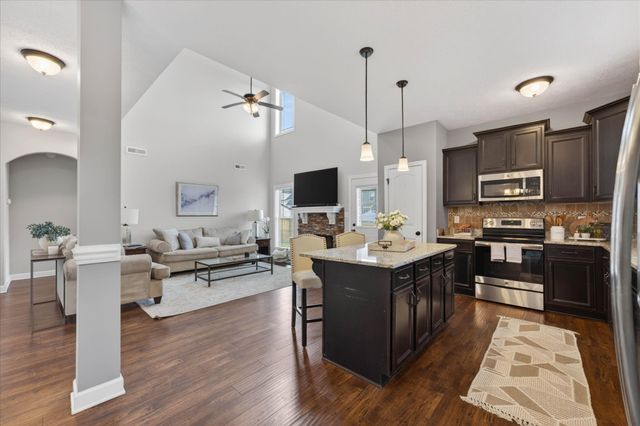 3751 Windmill Dr, Clarksville, TN 37040