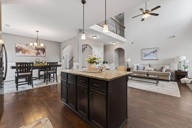 3751 Windmill Dr, Clarksville, TN 37040