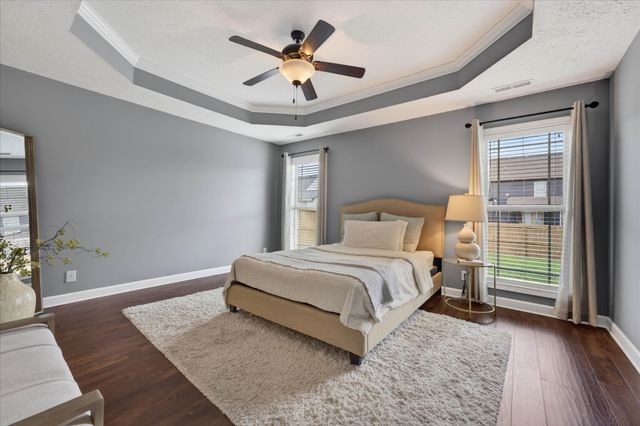3751 Windmill Dr, Clarksville, TN 37040