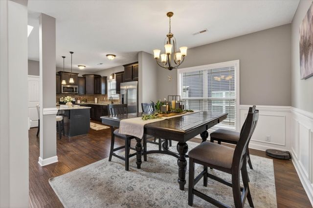 3751 Windmill Dr, Clarksville, TN 37040