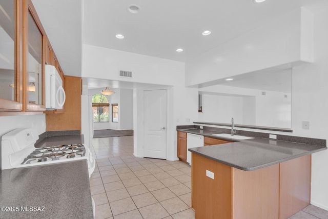 5174 E AGAVE VISTA Drive, Tucson, AZ 85756