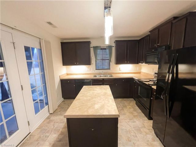 510 Carter Ridge Drive, Reidsville, NC 27320