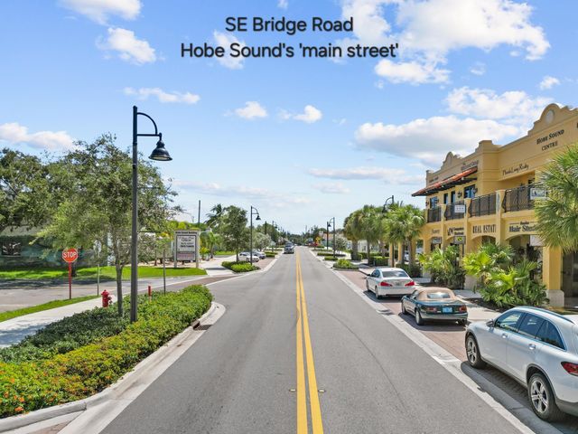 7442 SE Jamestown Terrace, Hobe Sound, FL 33455