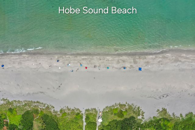 7442 SE Jamestown Terrace, Hobe Sound, FL 33455