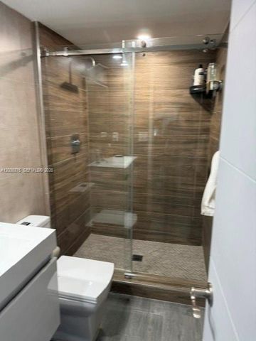3375 N Country Club Dr 1409, Aventura, FL 33180