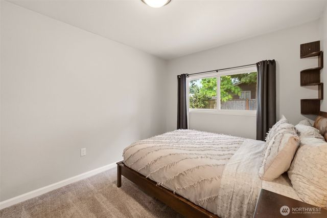 5001 N 19th Street, Tacoma, WA 98406
