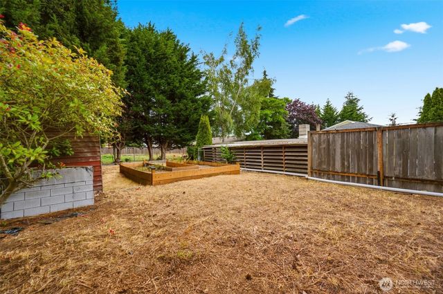 5001 N 19th Street, Tacoma, WA 98406