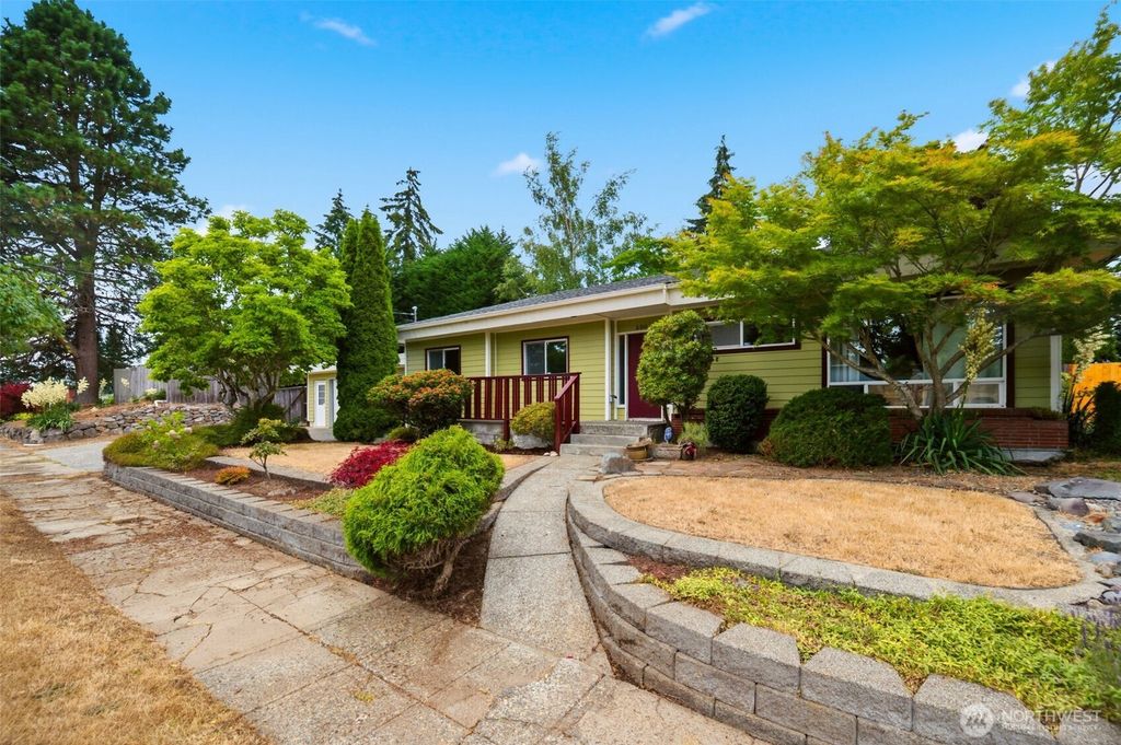 5001 N 19th Street, Tacoma, WA 98406