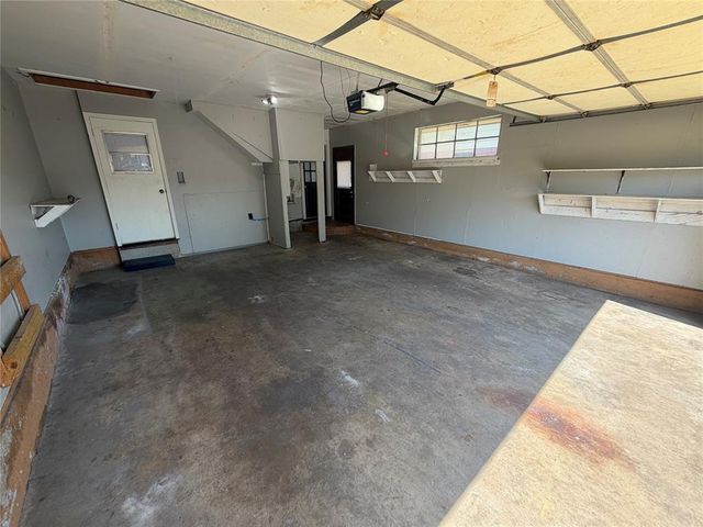 2009 S Rankin Street, Edmond, OK 73013