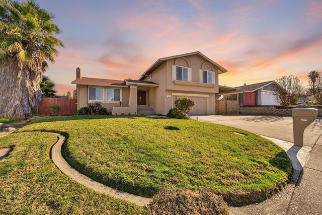 8204 Scarlet Oak Cir, Citrus Heights, CA 95610